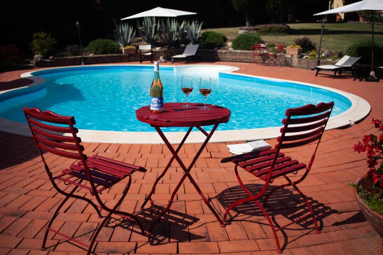 Casa Vacanze Casalsole วินชี ภายนอก รูปภาพ