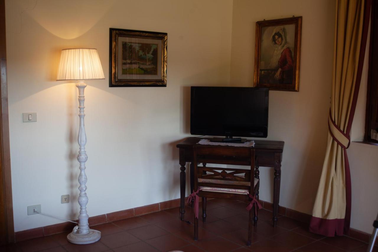 Casa Vacanze Casalsole วินชี ภายนอก รูปภาพ